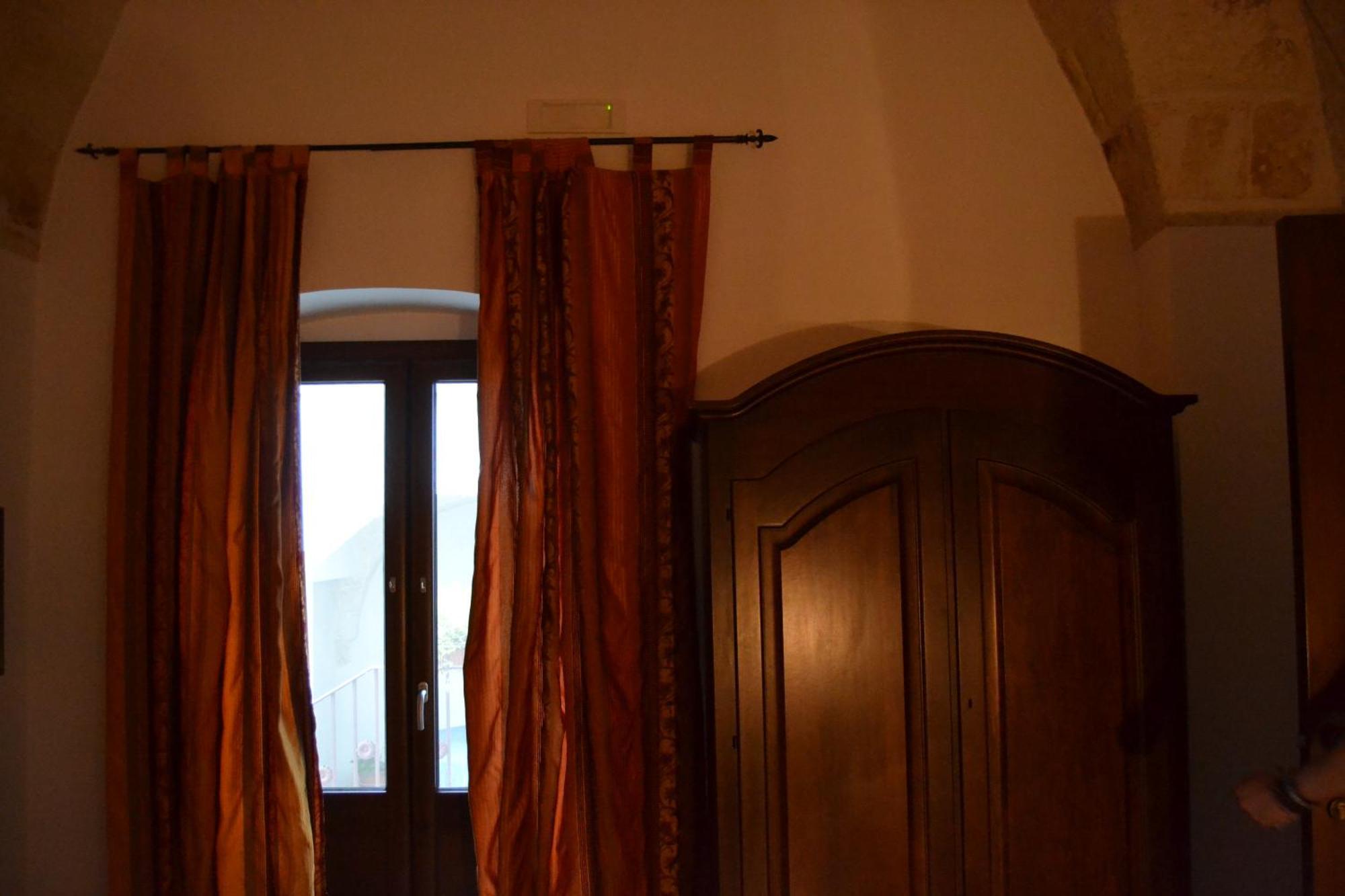 Al Borgo Antico Ristorante E B&B Crispiano Exterior photo